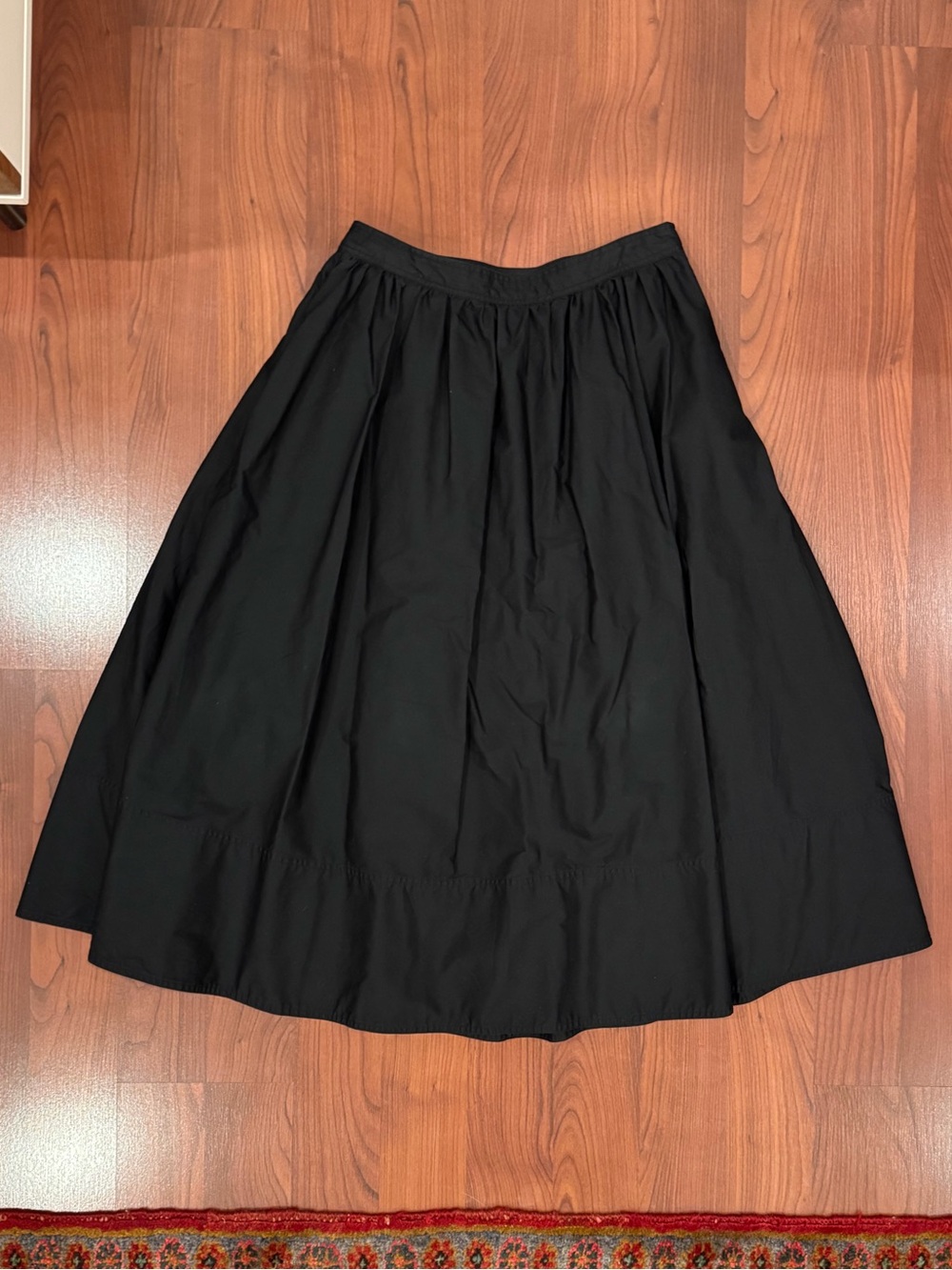 Banana Republic Black Full Midi Skirt size 8